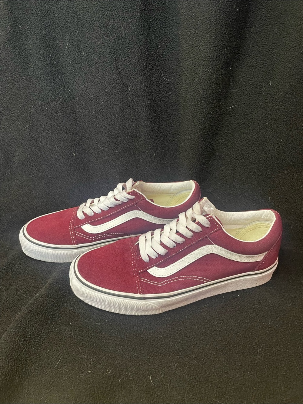 Vans Old Skool Sneakers in Burgundy and White